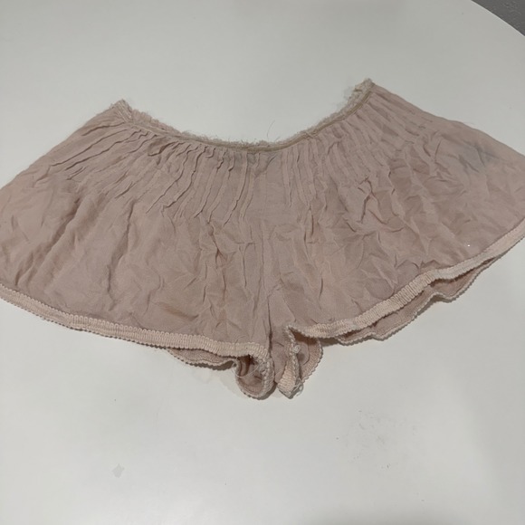POL Pants - POL Pink Textured Gauze Pleated Shorts Boho Trim JFP45 Small